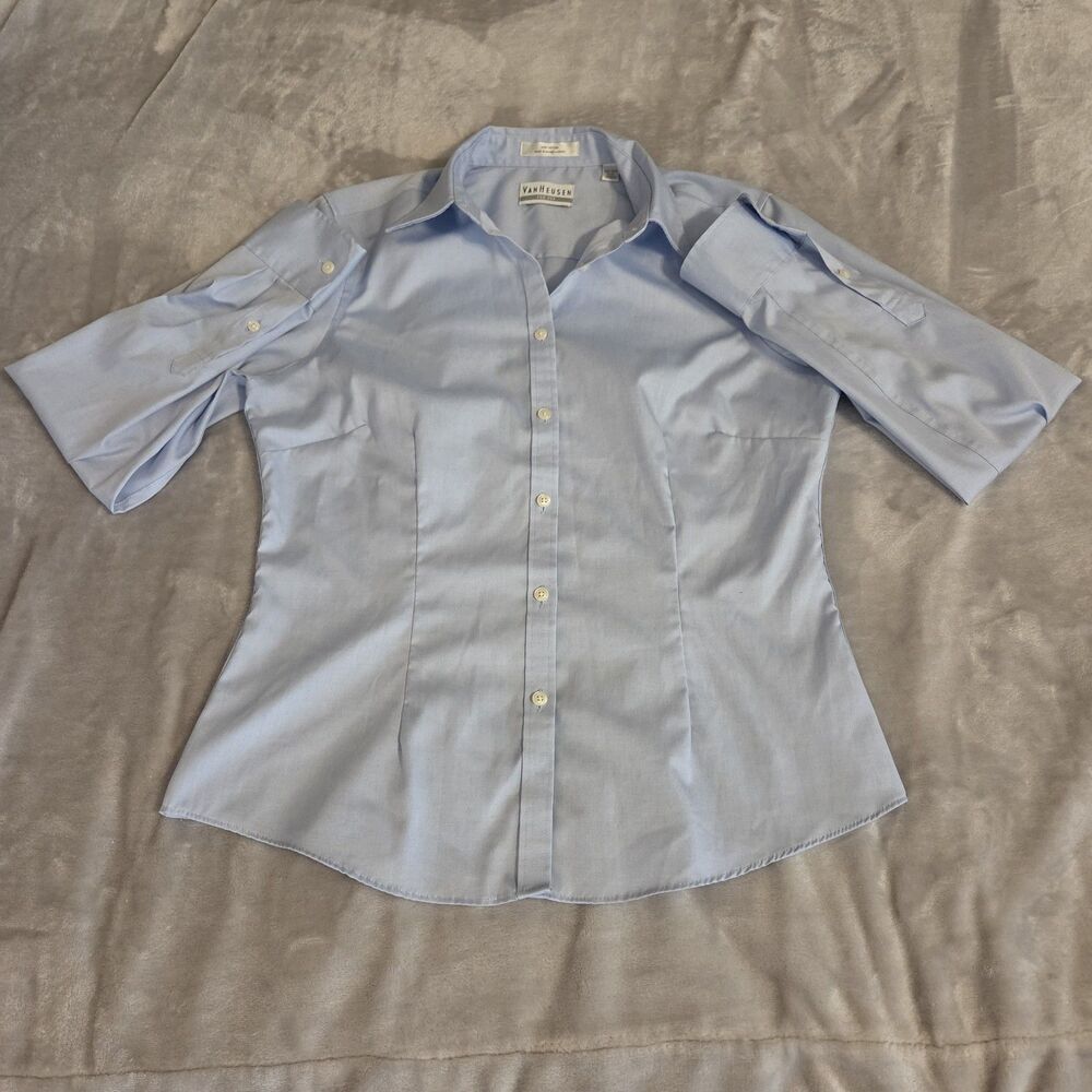 Van Heusen for Her Size 8 Light Blue Button Up Shirt Preppy Classic Office